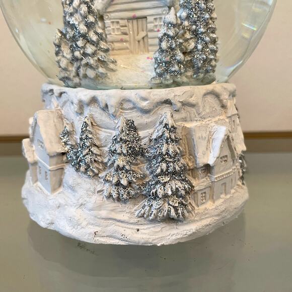 34TH & PINE Christmas Musical Waterglobe White & Silver Holiday Glam Decor NEW - Picture 5 of 10